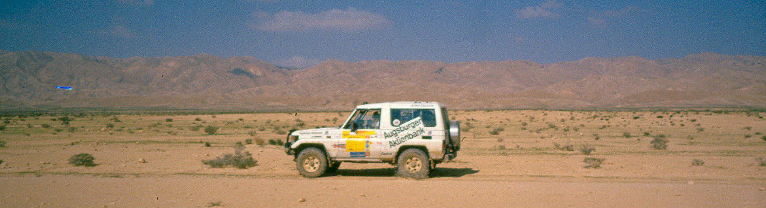 Mit dem 4x4 Reismobil in der Sahara Wüste